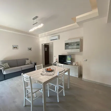 Naxos Infinity * Giardini-Naxos