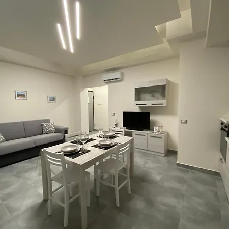 Naxos Infinity Giardini-Naxos