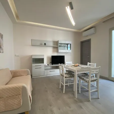 Naxos Infinity Apartament
