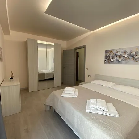 Naxos Infinity * Giardini-Naxos