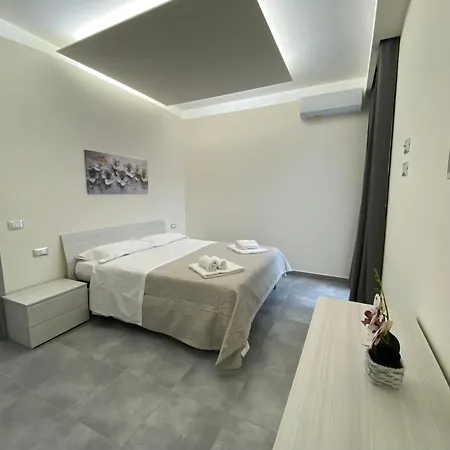 Naxos Infinity * Giardini Naxos