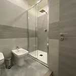 Naxos Infinity アパート *