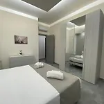 Naxos Infinity ジャルディーニ・ナクソス